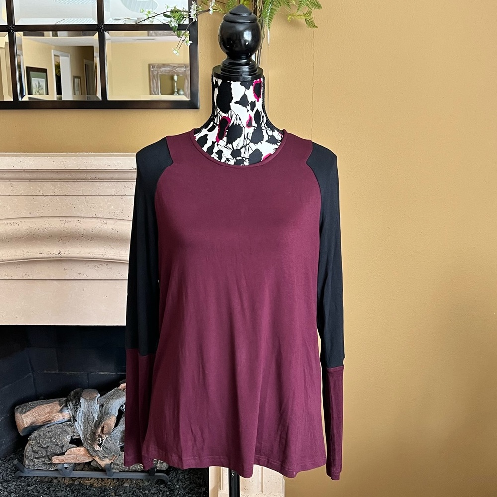 LIE color block top